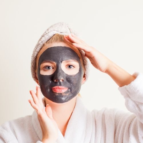 how-to-protect-your-skin-from-pollution-and-uv-rays-the-aartery-chronicles-tac
